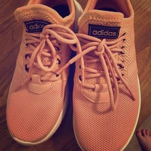 Adidas tennis shoes blush color size 8